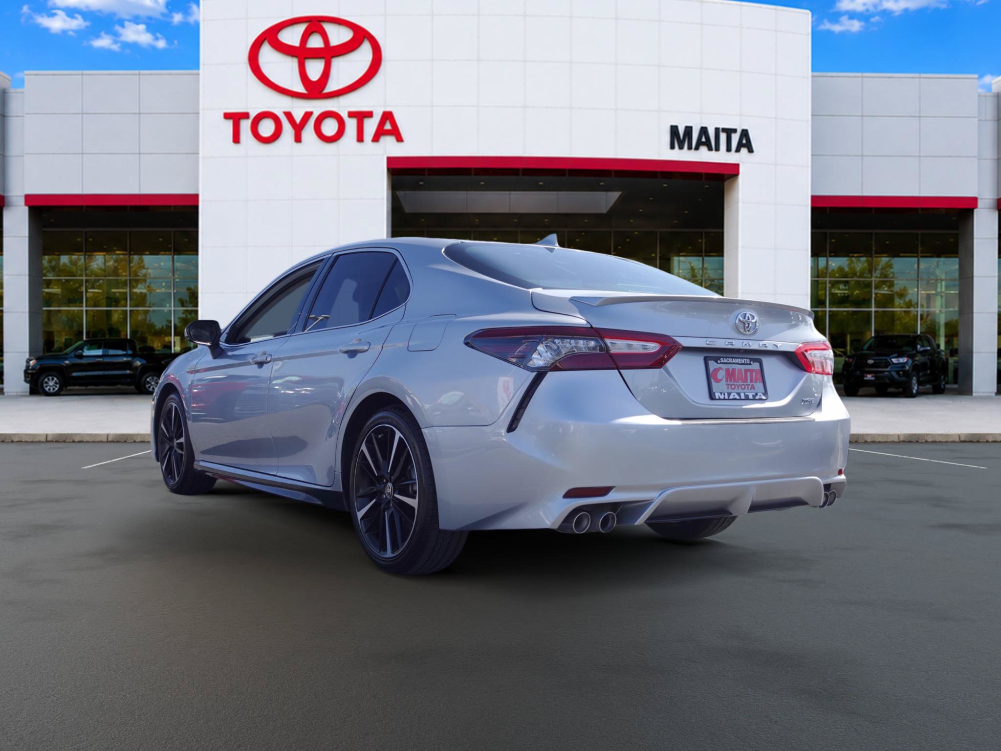 Used 2020 Toyota Camry XSE FWD image 5