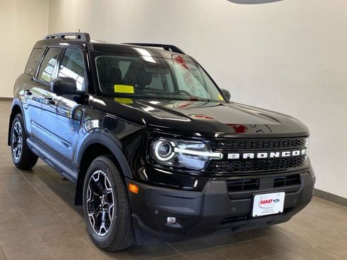 New 2025 Ford Bronco Sport Outer Banks w/ Outer Banks Tech Package+ image 2