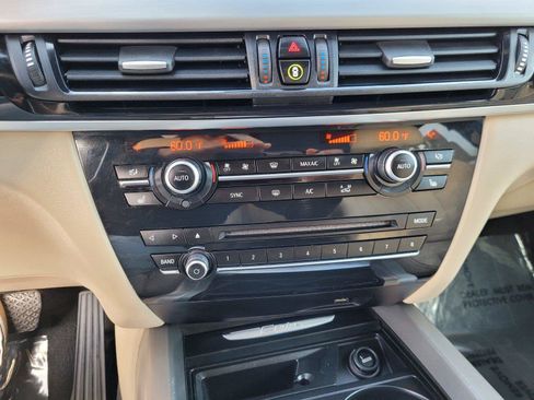 Used 2017 BMW X5 xDrive40e AWD/4WD image 28