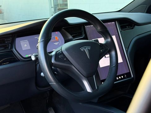 Used 2018 Tesla Model X 100D AWD/4WD image 19