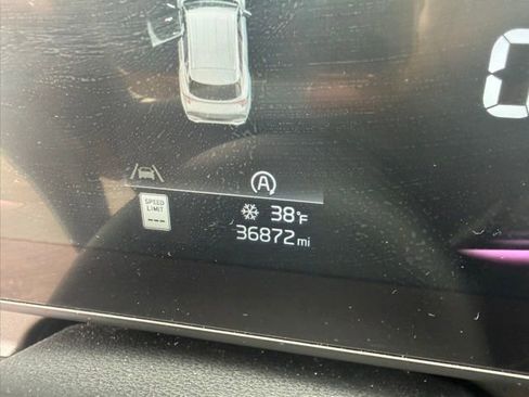 Certified 2024 Kia Sportage EX image 12