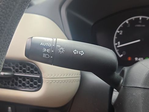 Used 2024 Honda HR-V LX image 16