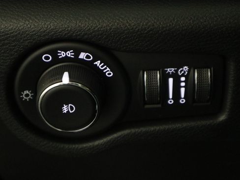 New 2026 Chrysler Pacifica Select image 34