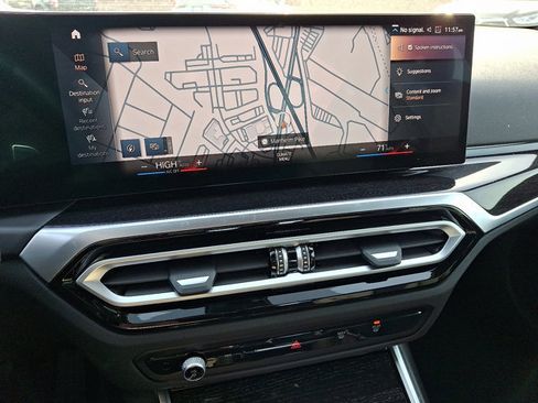 Certified 2023 BMW 330i xDrive Sedan w/ Driving Assistance Package image 17