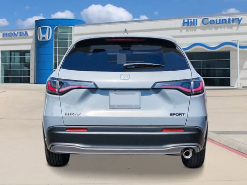 New 2026 Honda HR-V Sport image 3