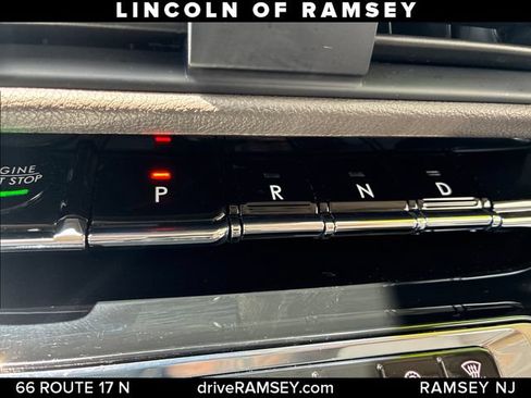 Used 2023 Lincoln Corsair AWD image 21