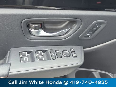 Certified 2023 Honda Pilot TrailSport image 19