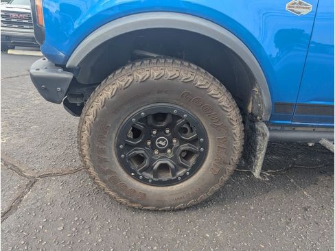 Used 2024 Ford Bronco Wildtrak AWD/4WD image 9