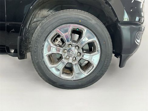 Used 2020 RAM 1500 HFE RWD image 31