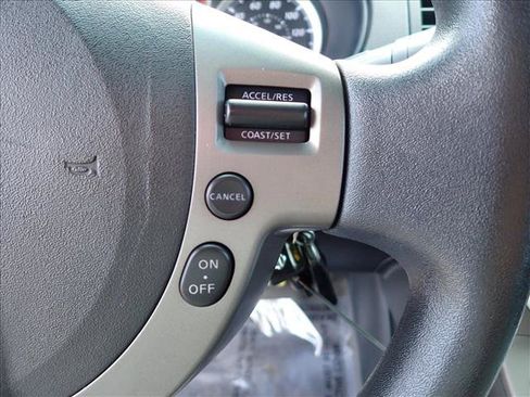 Used 2010 Nissan Sentra 2.0 S FWD image 13