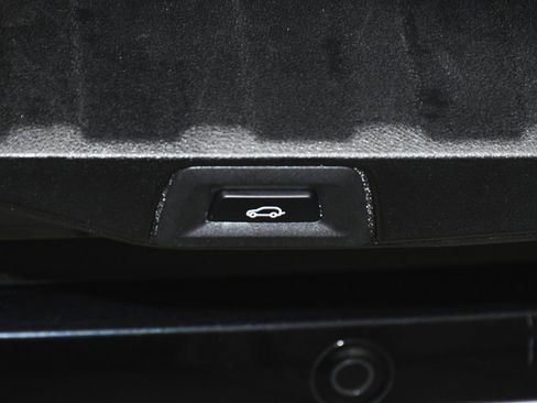 Used 2025 BMW X5 xDrive40i image 75