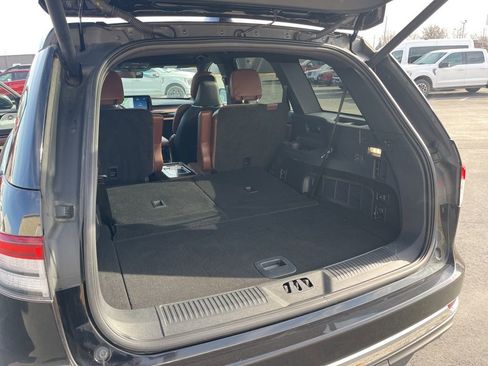 Used 2025 Lincoln Aviator Reserve w/ Equipment Group 201A image 16