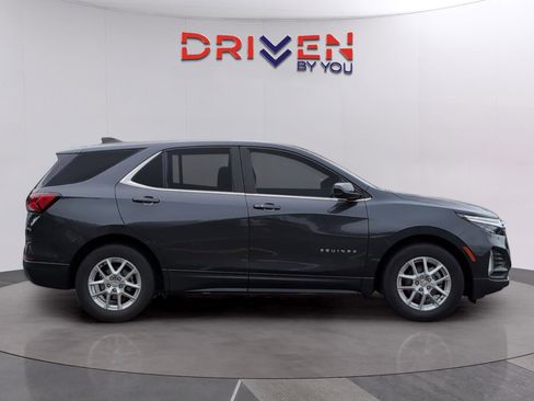 Used 2022 Chevrolet Equinox LT FWD image 6
