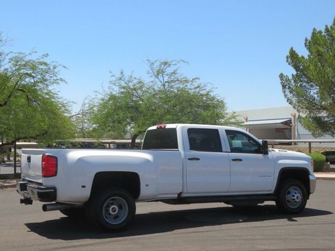 Used 2017 GMC Sierra 3500 2WD Crew Cab w/ Sierra Convenience Package image 6