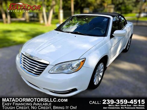Used 2012 Chrysler 200 Touring image 1