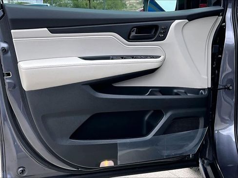 New 2026 Honda Odyssey EX-L image 10