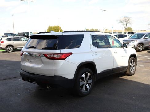 Used 2020 Chevrolet Traverse LT w/ LT Premium Package image 5