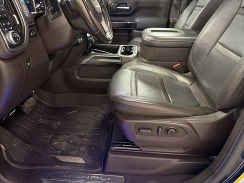 Used 2020 GMC Sierra 3500 Denali w/ Denali Ultimate Package AWD/4WD image 32