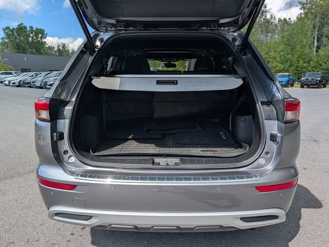 Used 2023 Mitsubishi Outlander SEL AWD/4WD image 5
