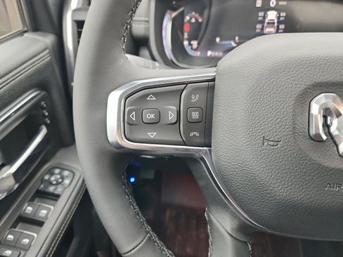 New 2026 RAM 2500 Laramie w/ Night Edition AWD/4WD image 15
