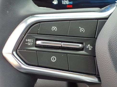 Used 2026 Chevrolet Equinox ACTIV w/ Convenience Package III FWD image 17