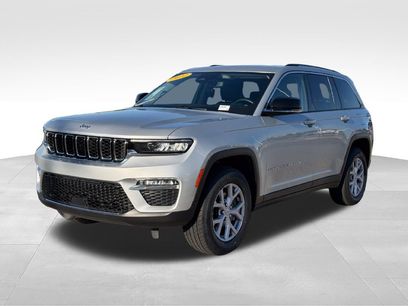 Used 2022 Jeep Grand Cherokee Limited w/ Trailer Tow Prep Group (B)