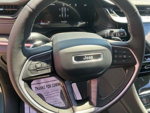 New 2026 Jeep Grand Cherokee Limited AWD/4WD image 15