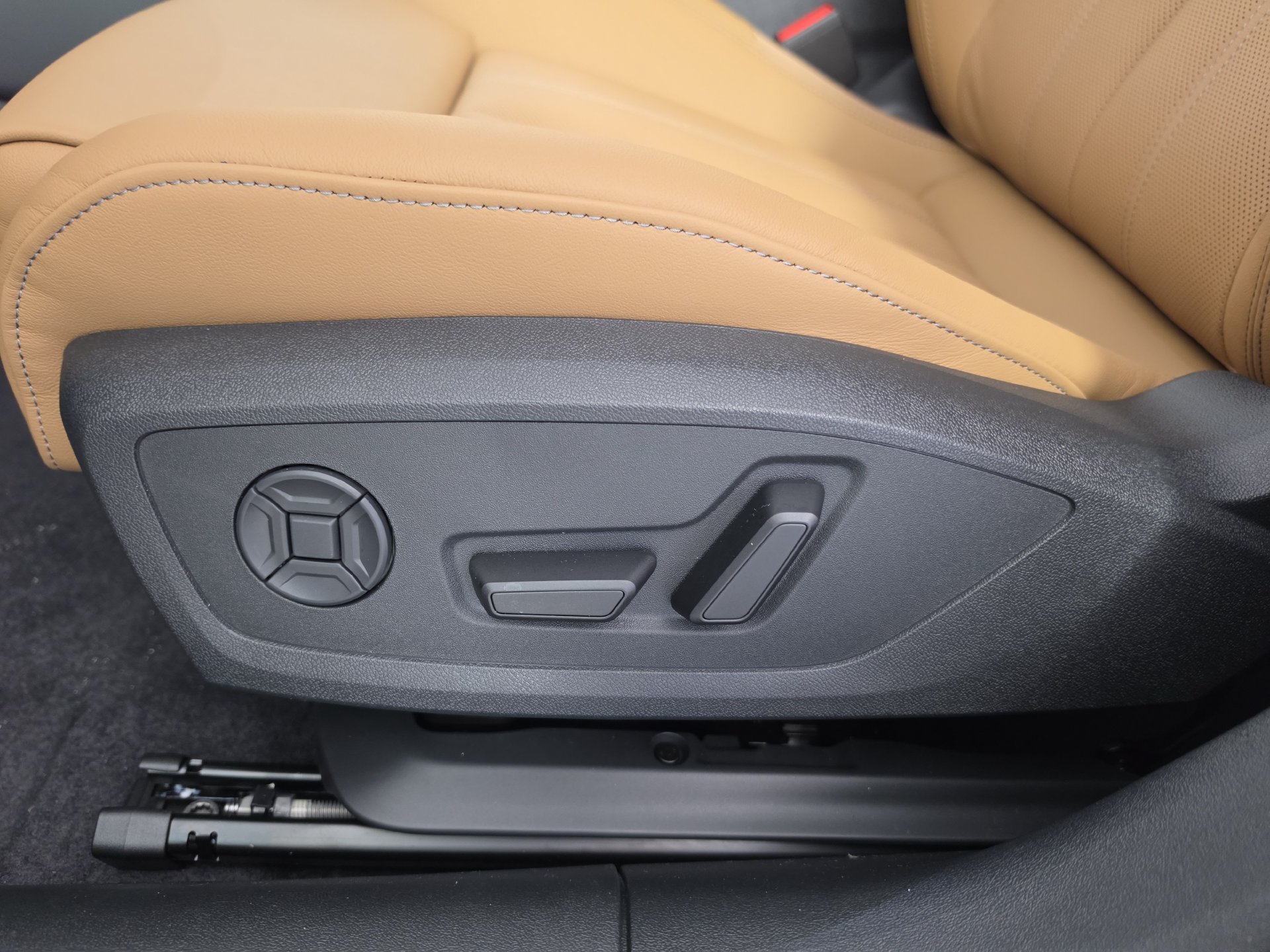 New 2026 Audi A5 Premium Plus AWD/4WD image 9