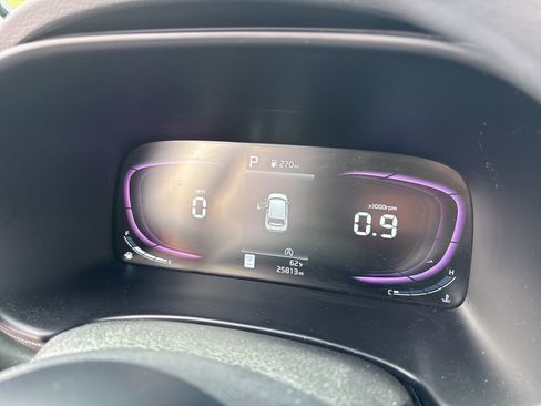 Certified 2023 Kia Soul LX FWD image 9