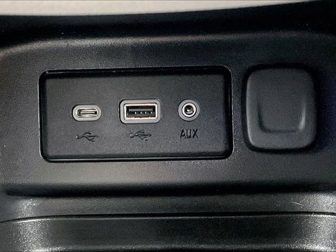 Used 2022 Chevrolet Equinox LT image 33