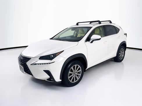 Used 2019 Lexus NX 300 FWD image 3