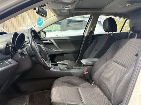 Used 2012 MAZDA MAZDA3 i Touring image 10