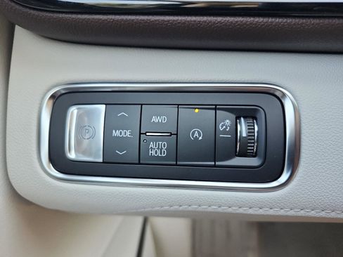 New 2026 Buick Enclave Avenir w/ Super Cruise Package image 23