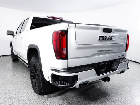 Used 2020 GMC Sierra 1500 Denali w/ Denali Ultimate Package AWD/4WD image 8