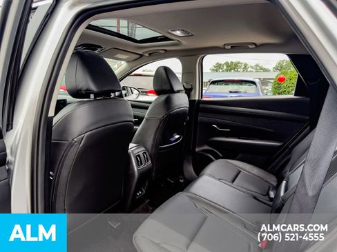 Certified 2025 Hyundai Tucson SEL AWD/4WD image 16