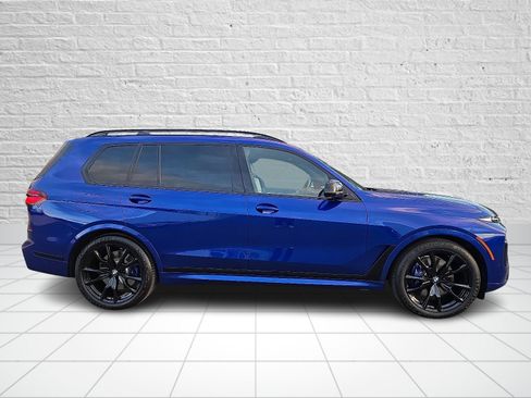 Used 2024 BMW X7 M60i w/ Executive Package image 7