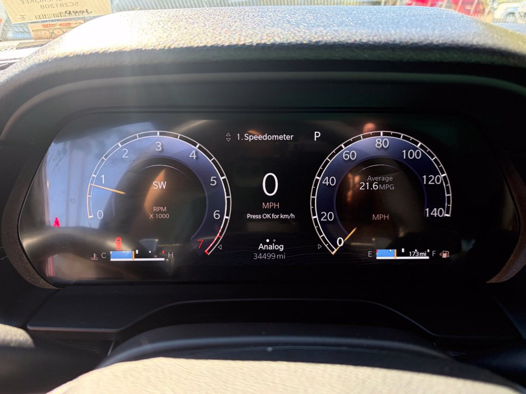 Used 2025 Jeep Grand Cherokee Laredo X w/ Luxury Tech Group I AWD/4WD image 10