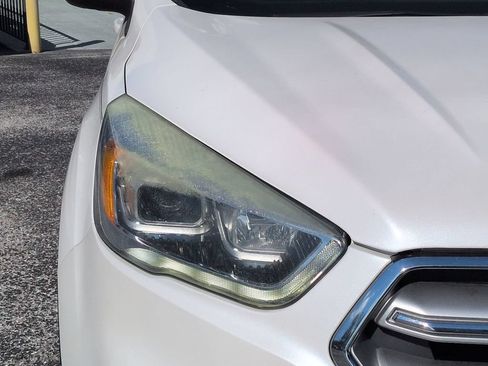 Used 2017 Ford Escape Titanium w/ Equipment Group 301A FWD image 10