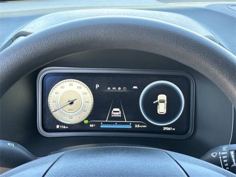 Used 2023 Hyundai Kona SE image 19