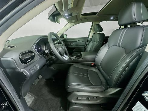 Used 2026 Honda Pilot Touring image 21