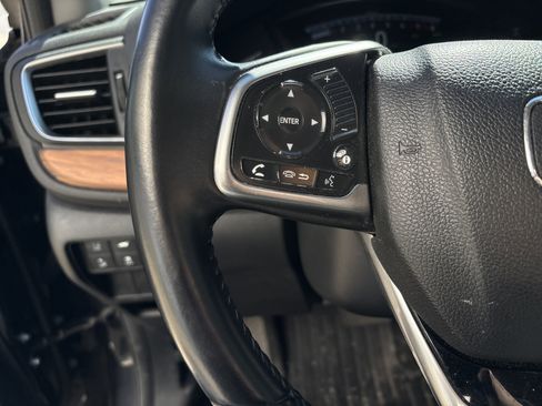 Used 2018 Honda CR-V Touring image 19