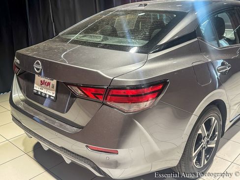 Used 2025 Nissan Sentra SV image 10