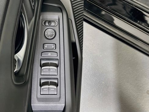 Used 2025 Honda Accord EX-L image 16