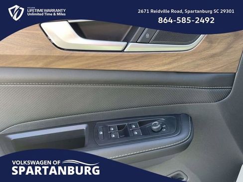 New 2026 Volkswagen Atlas SE image 17