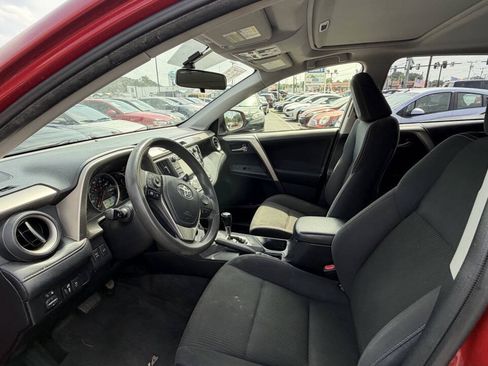 Used 2015 Toyota RAV4 XLE AWD/4WD image 19