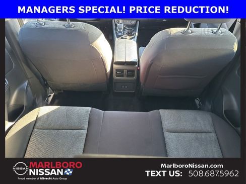 Certified 2024 Nissan Rogue SV image 15