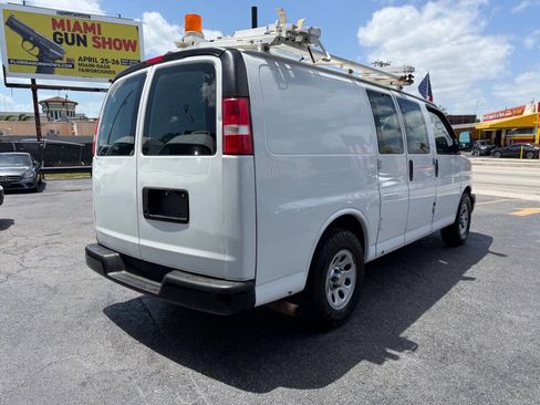 Used 2014 Chevrolet Express 1500 AWD image 5