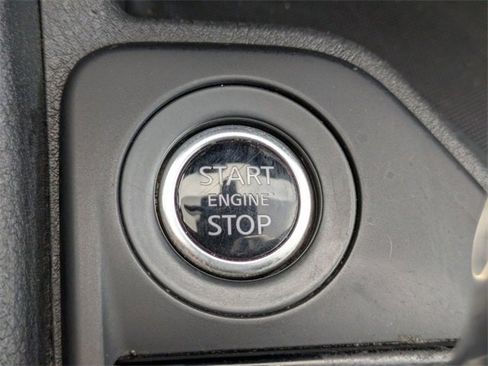 Used 2024 Nissan Sentra S image 29