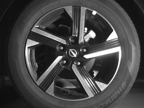 Used 2025 Nissan Sentra SV FWD image 14