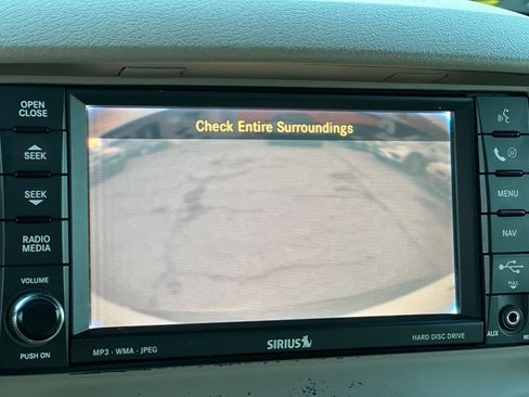 Used 2008 Chrysler Town & Country Limited w/ Trailer Tow Group image 13